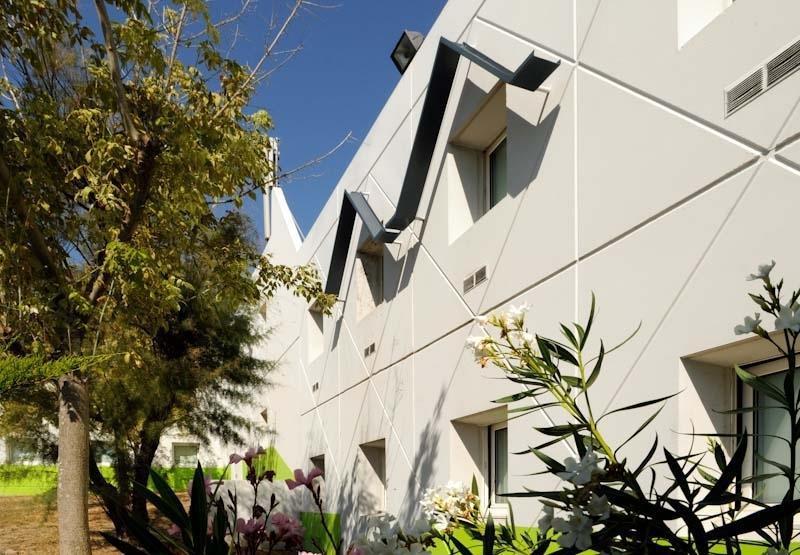 Lemon Hotel Dreux Chartres Bagian luar foto